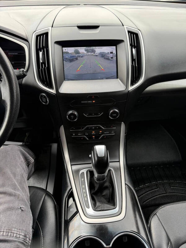 2017 Ford Edge SEL