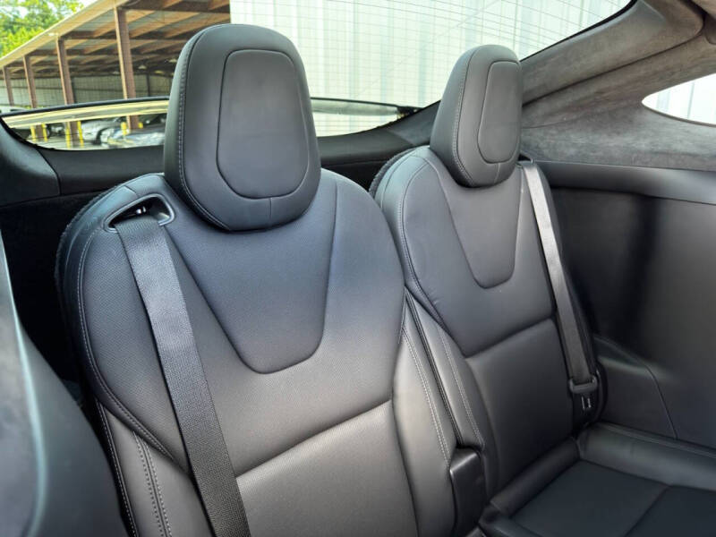 2023 Tesla Model X Standard Range