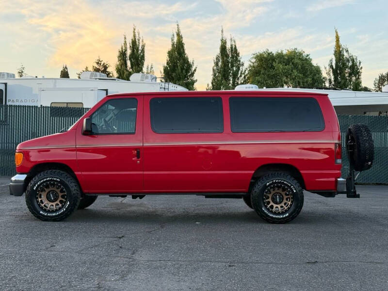 2006 Ford E-Series E-350 SD XLT