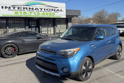 2017 Kia Soul +