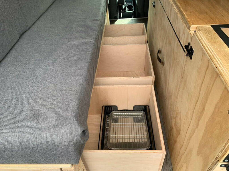 2011 Ford Transit Connect XLT Premium