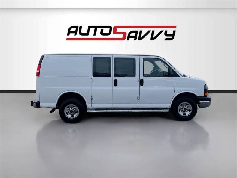 2024 GMC Savana 2500