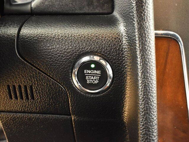 2017 Lincoln Navigator L Select