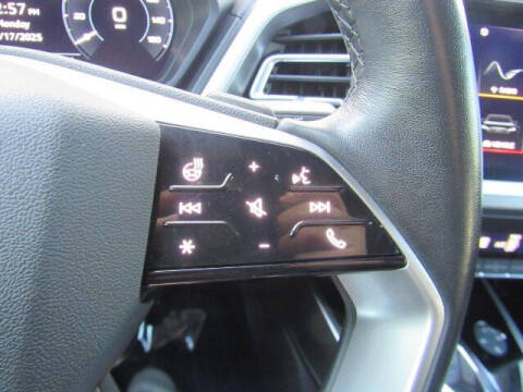 2022 Audi Q4 e-tron quattro Premium Plus 50