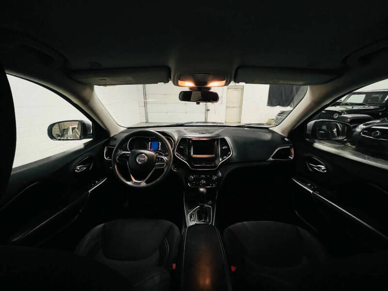 2019 Jeep Cherokee Latitude