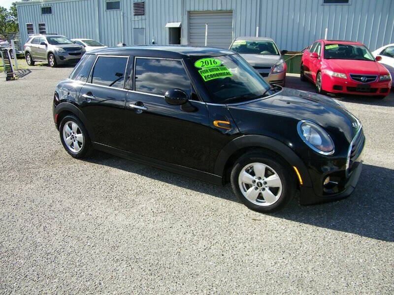 2016 MINI Hardtop 4 Door Cooper