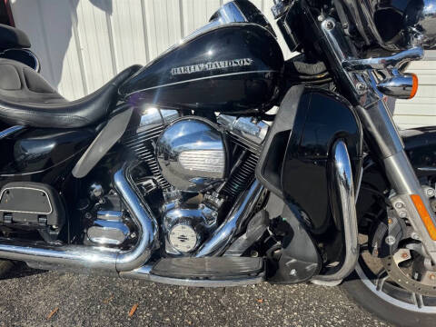 2015 Harley-Davidson FLHTK -