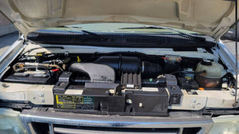 2003 Ford E-Series E-150