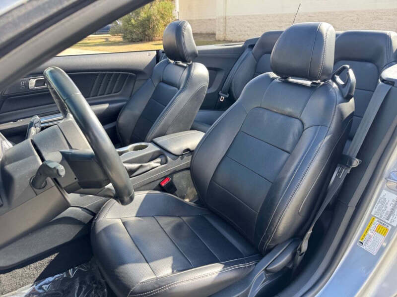 2023 Ford Mustang EcoBoost Premium