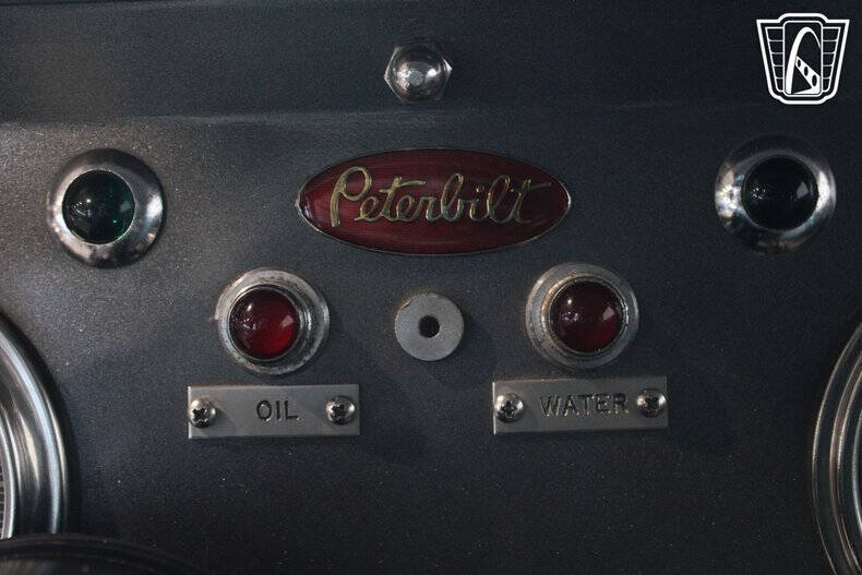 1965 Petebilt Mini Big-Rig