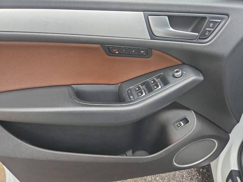 2017 Audi Q5 2.0T quattro Premium Plus