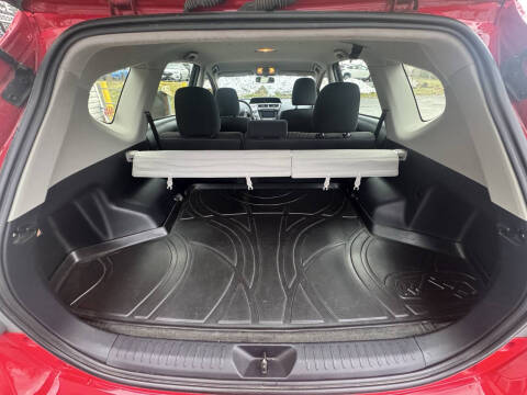 2016 Toyota Prius v Two