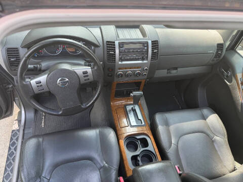 2007 Nissan Pathfinder LE
