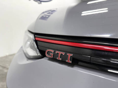 2023 Volkswagen Golf GTI S