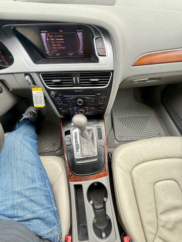 2011 Audi A4 2.0T quattro Avant Premium