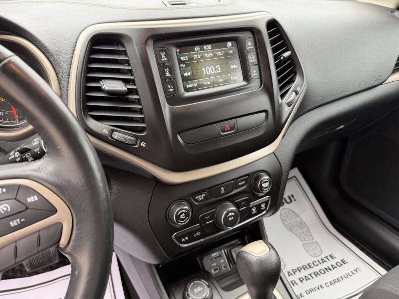 2016 Jeep Cherokee Latitude