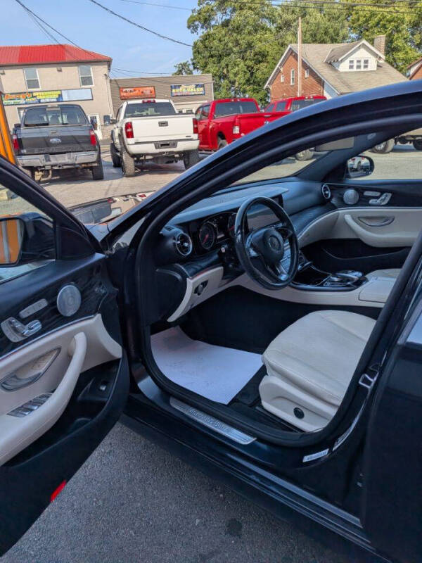 2017 Mercedes-Benz E-Class E 300