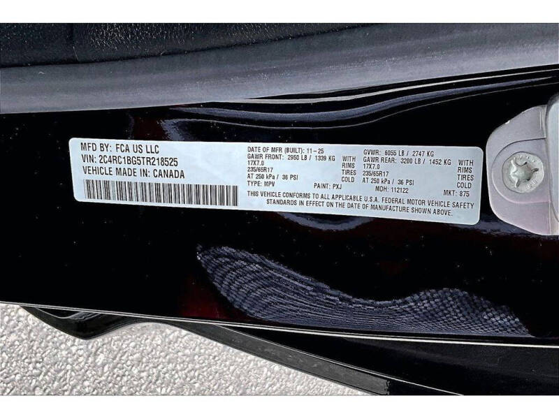2026 Chrysler Pacifica Select