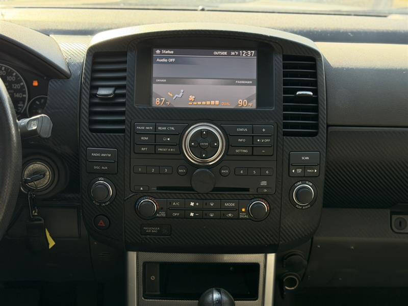 2008 Nissan Pathfinder SE