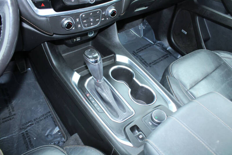 2020 Chevrolet Traverse LT Leather