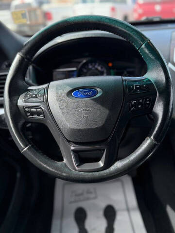 2017 Ford Explorer Sport