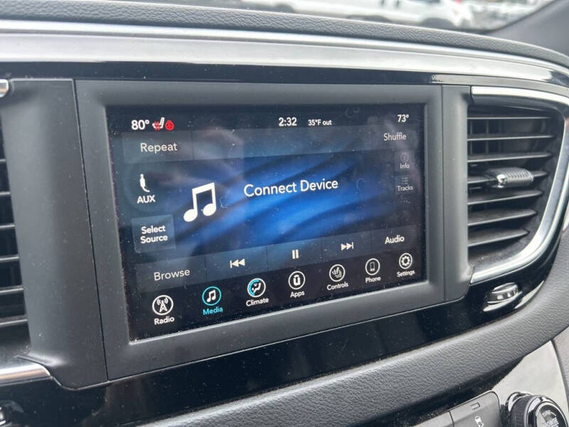 2020 Chrysler Pacifica Touring L