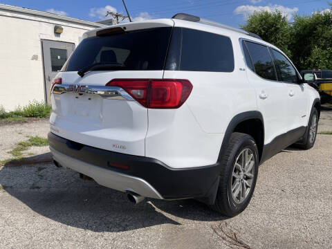2017 GMC Acadia SLE-2