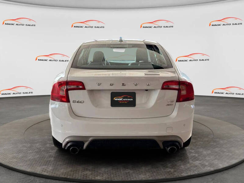 2017 Volvo S60 T5 Dynamic