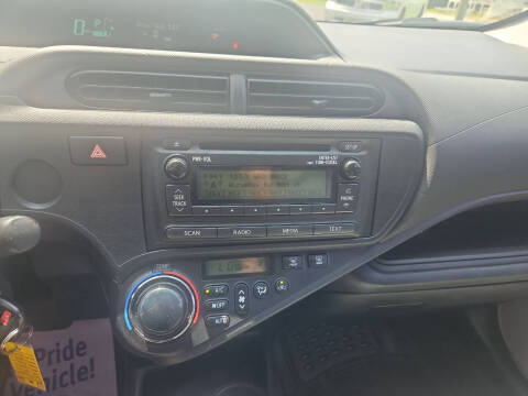 2013 Toyota Prius c One