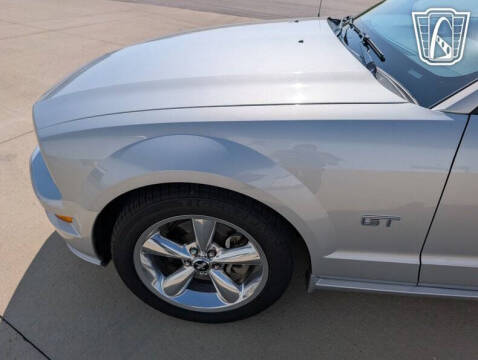 2005 Ford Mustang