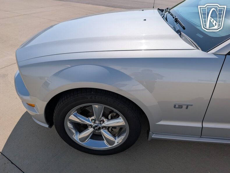 2005 Ford Mustang