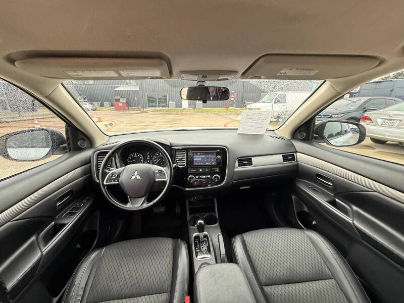 2015 Mitsubishi Outlander SE