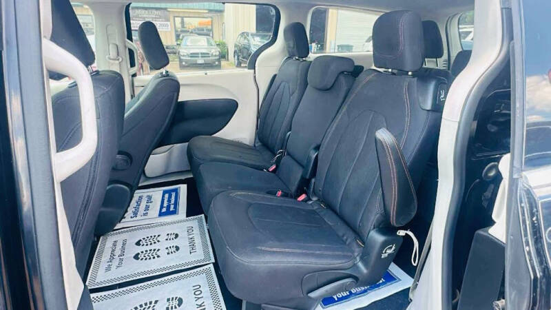 2018 Chrysler Pacifica Touring Plus