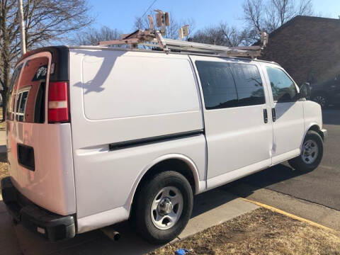 2008 Chevrolet Express Cargo for sale at Diamond Motors in Pecatonica IL