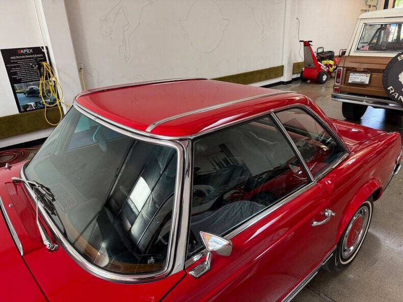 1971 Mercedes-Benz 280-Class