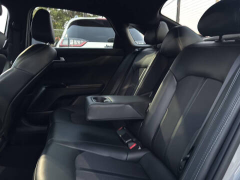 2023 Kia K5