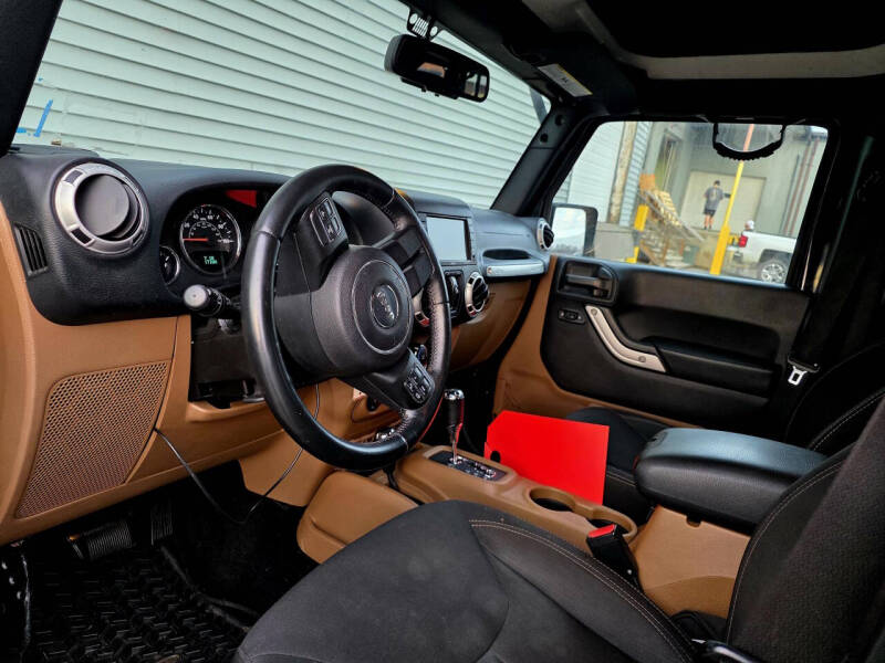 2016 Jeep Wrangler Unlimited Sahara