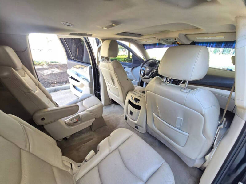 2019 Cadillac Escalade ESV Luxury