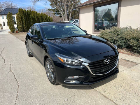 2018 Mazda MAZDA3 for sale at VITALIYS AUTO SALES in Chicopee MA