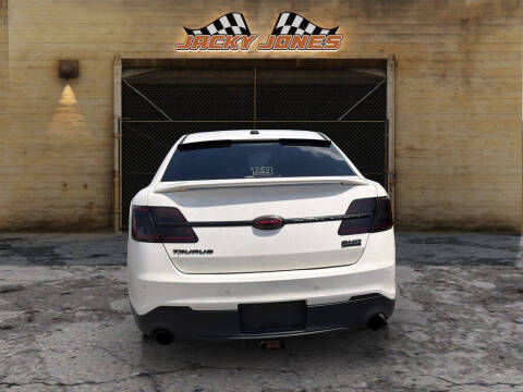 2013 Ford Taurus SHO