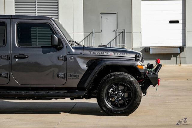 2024 Jeep Gladiator Sport