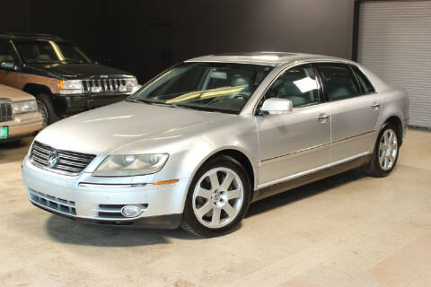 2004 Volkswagen Phaeton for sale at AUTOLEGENDS in Akron OH