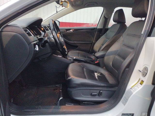 2017 Volkswagen Jetta 1.8T SEL