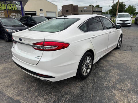 2017 Ford Fusion SE