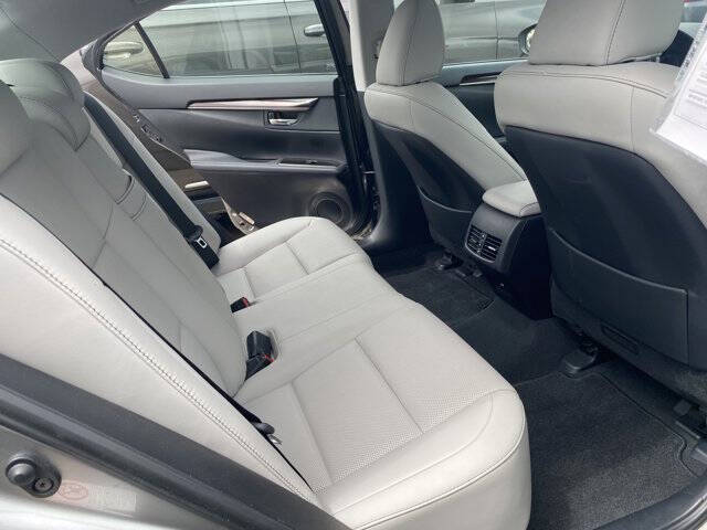 2017 Lexus ES 350