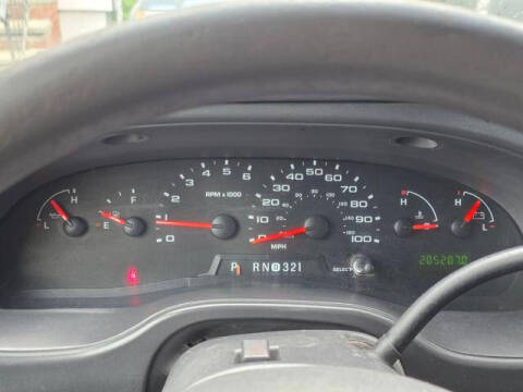 2005 Ford E-Series E-350 SD