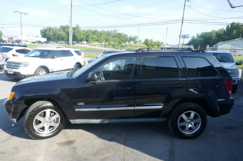 2009 Jeep Grand Cherokee Laredo