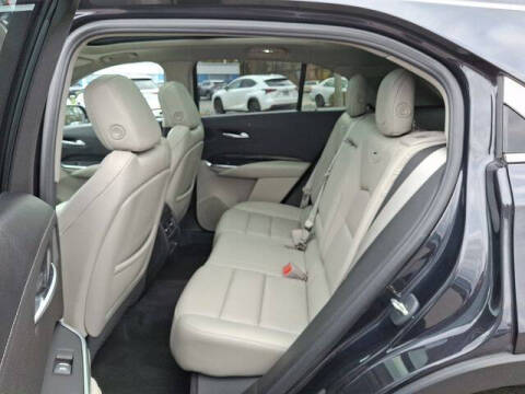 2023 Cadillac XT4 Premium Luxury