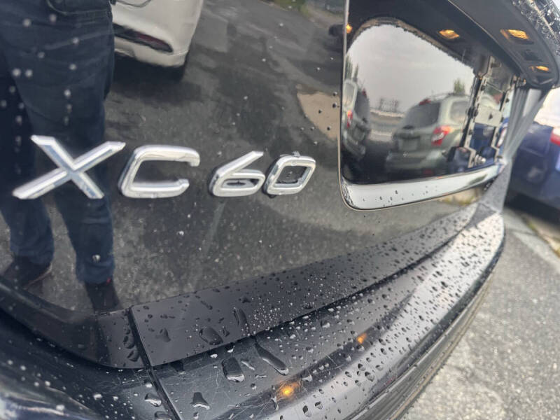 2015 Volvo XC60 T6 Drive-E Platinum