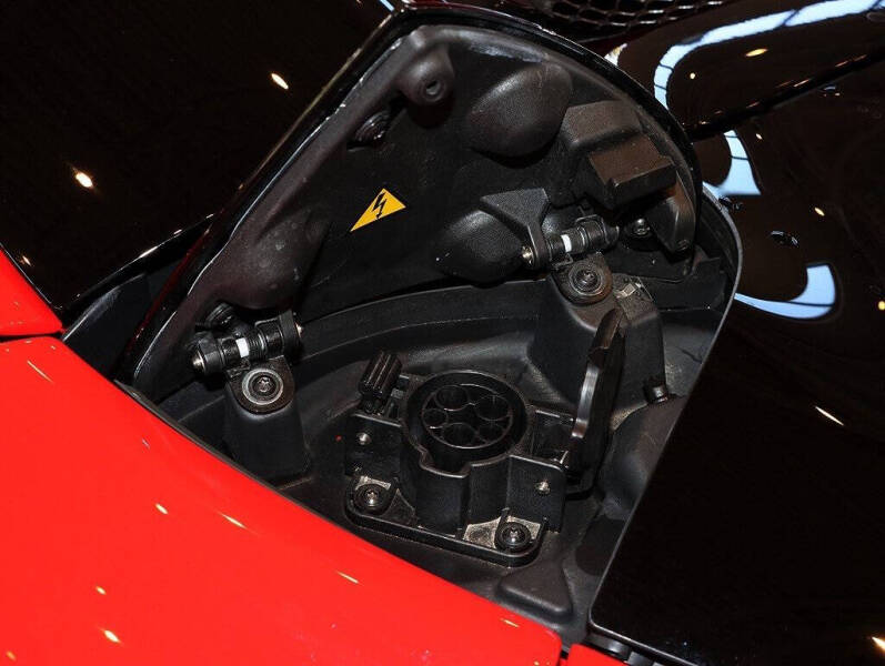 2023 Ferrari 296 GTS